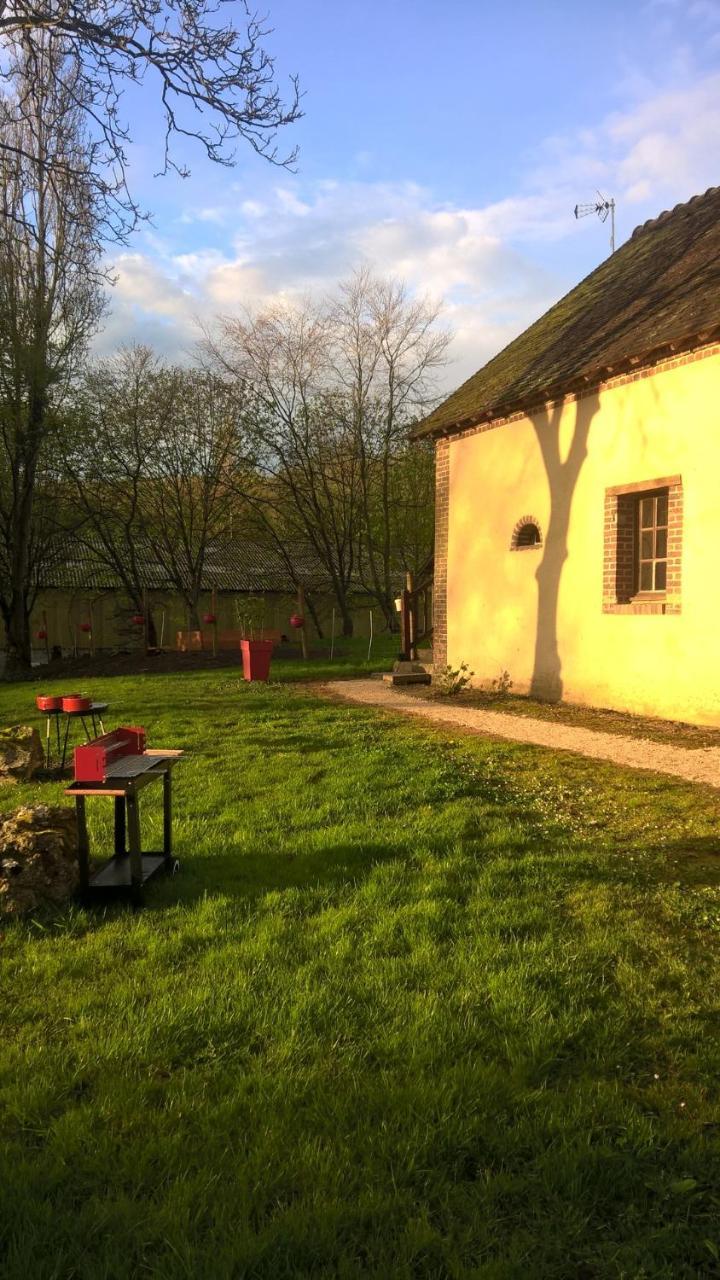Gite Des Etangs De Beaulieu Le Plessis-Dorin Exterior photo