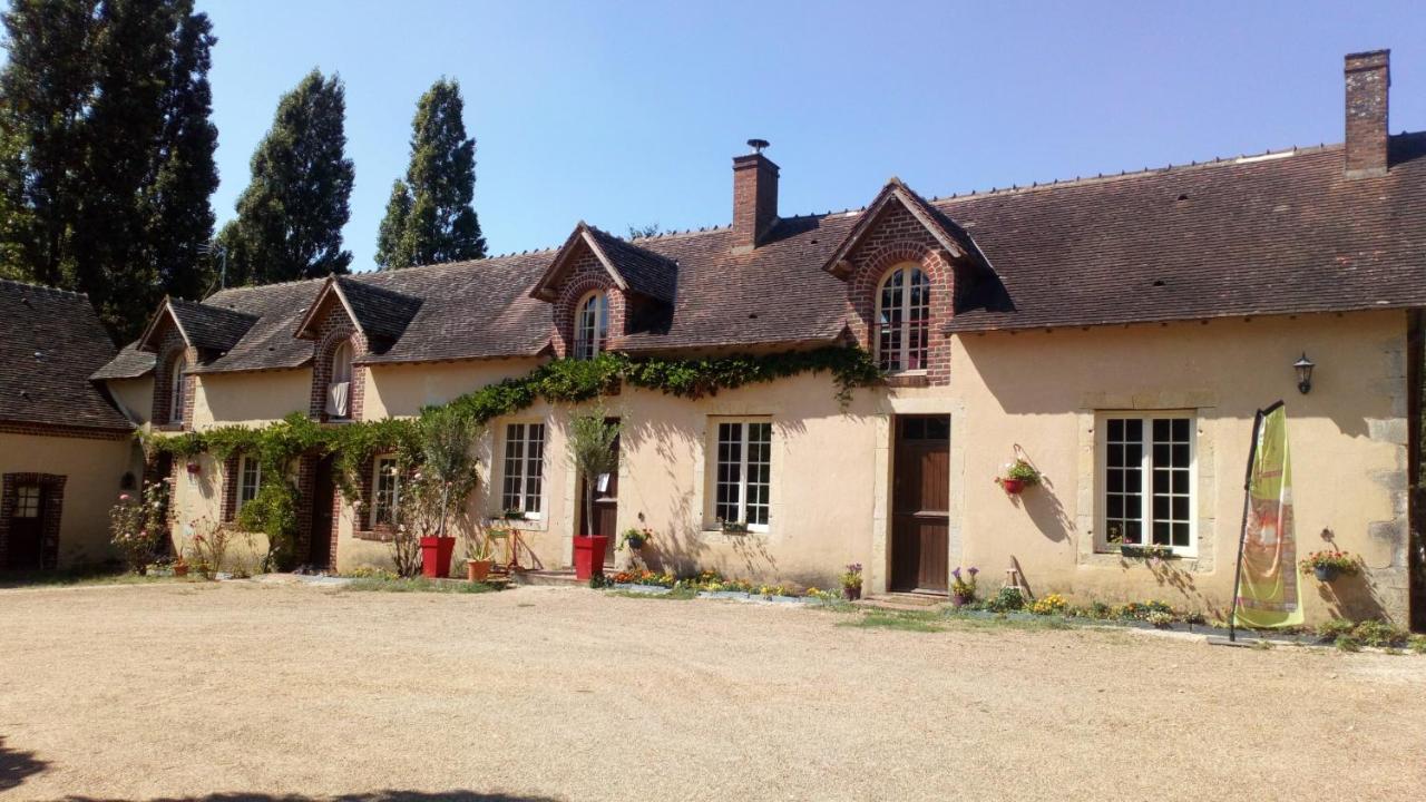 Gite Des Etangs De Beaulieu Le Plessis-Dorin Exterior photo